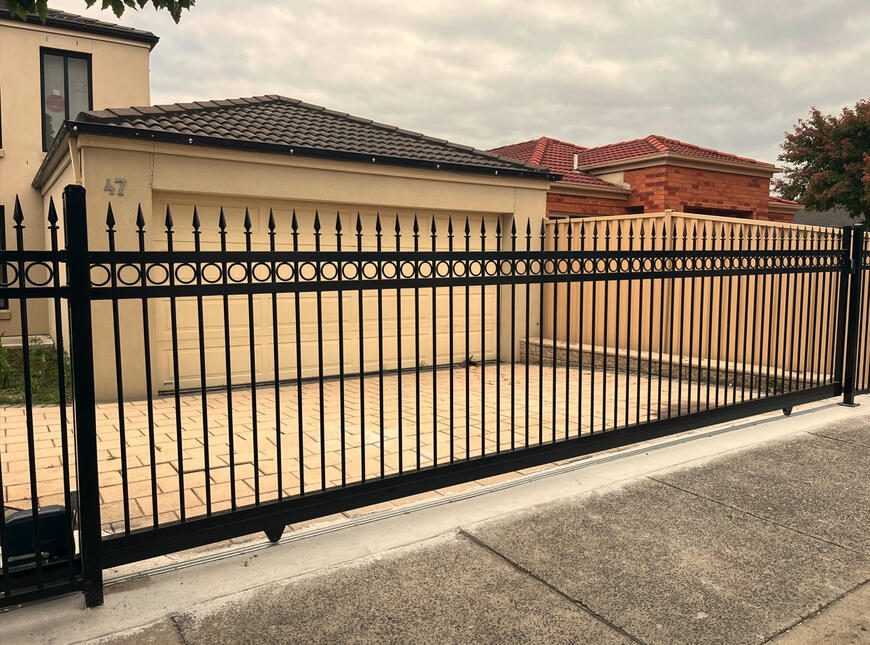 Motorised Sliding Gate Installation in Berwick motorised speartop sliding gate installed in Berwick